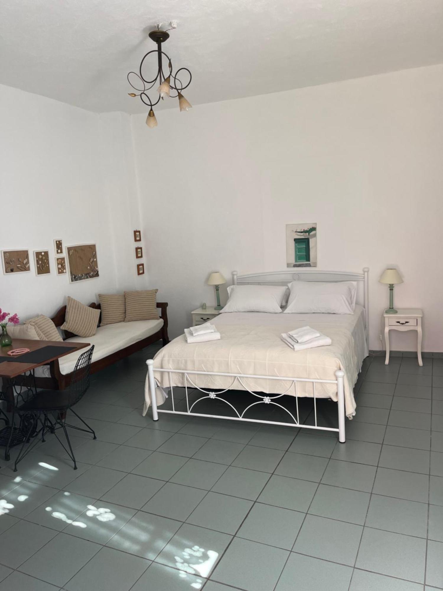 Estia Κατάλυμα Στο Μύρτος Bagian luar foto